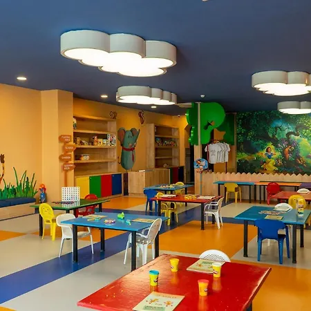 מלון Adalya Art