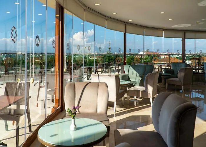 Отель Adalya Art